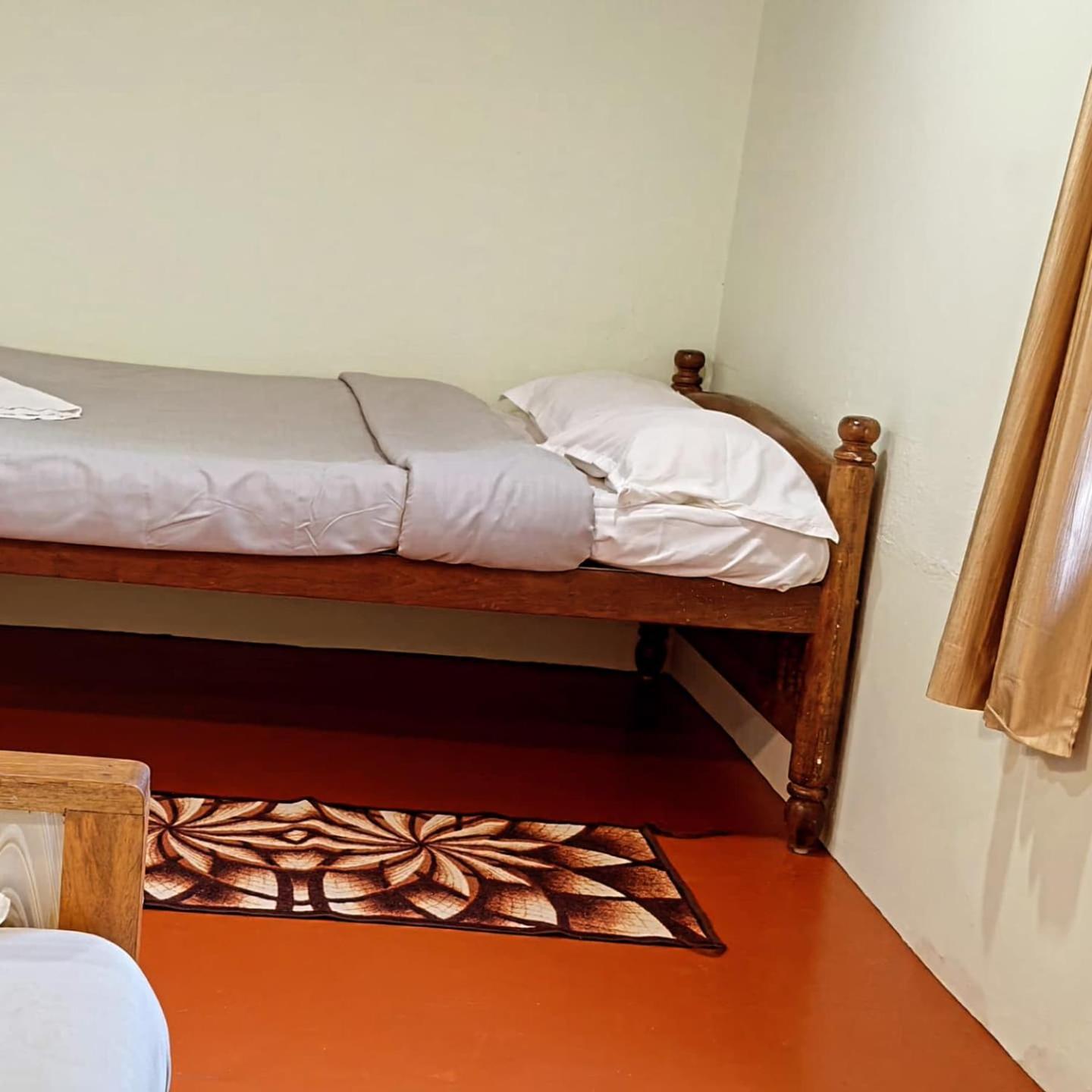 Lodge Coorg Misty Vintage *